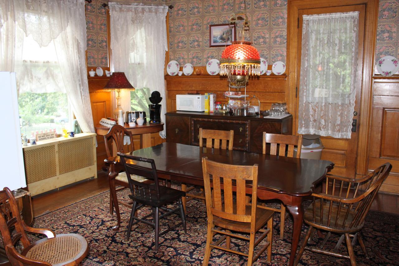Victorian Charm Inn Towanda Eksteriør billede